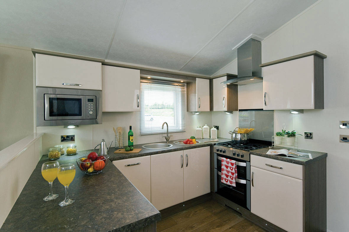 delta caravans Superior Lodge-kitchen-2