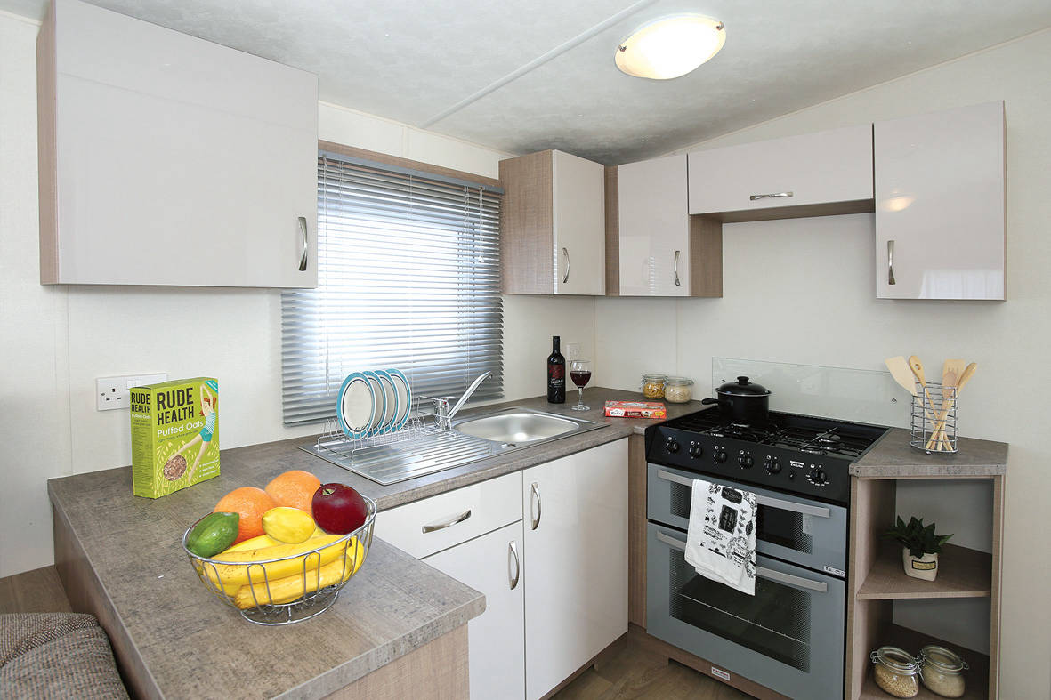 delta caravans-bromley-kitchen